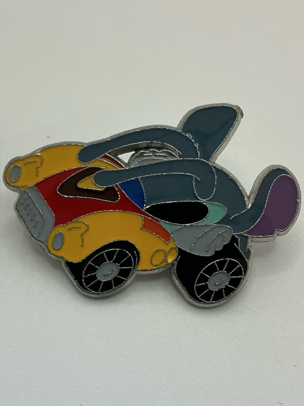 2017 DISNEY RACERS SERIES STITCH TRADING PIN